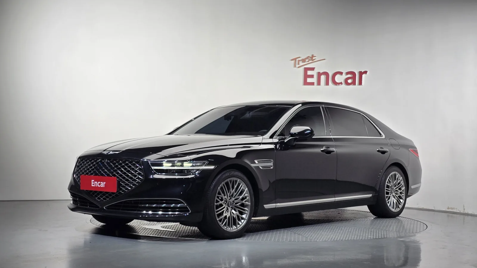 2021 Genesis G90