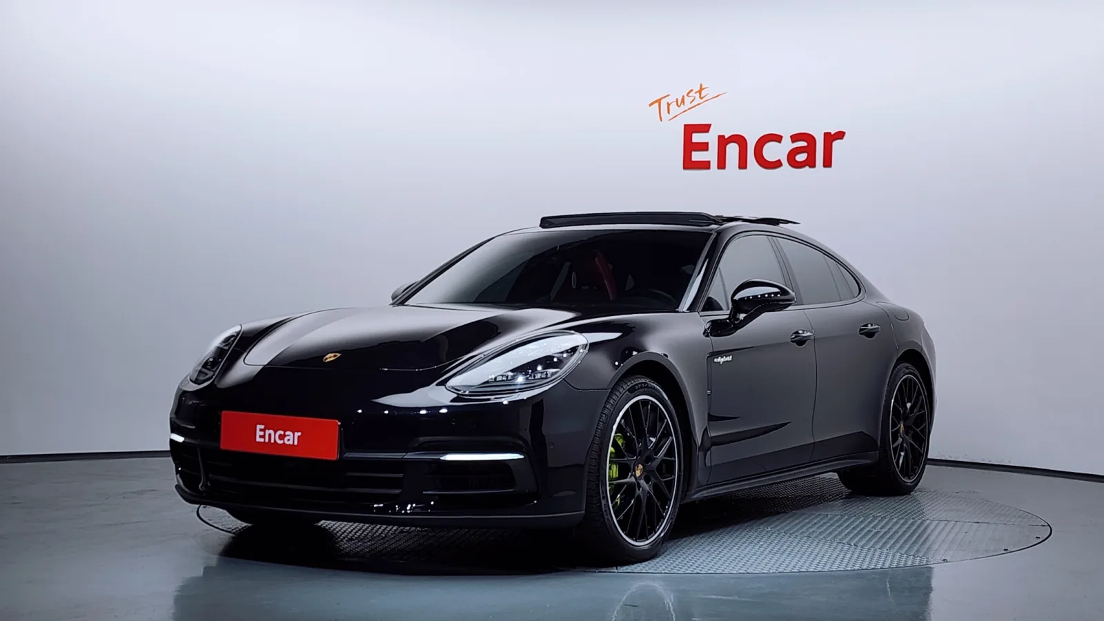2019 Porsche Panamera