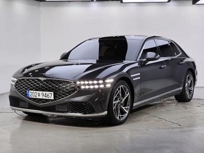 2023 Genesis G90