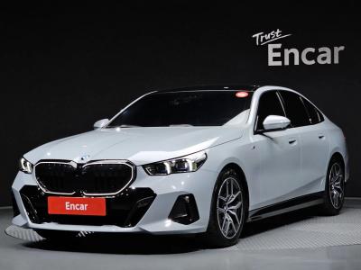 2025 BMW 5-Series