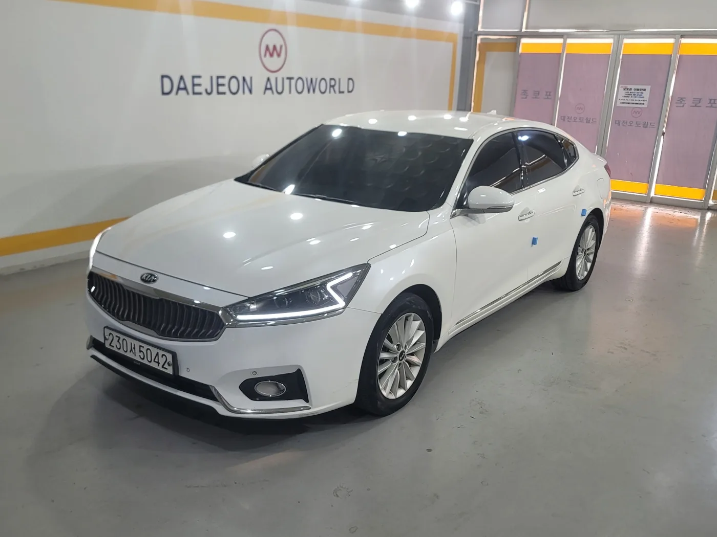 2018 Kia K7