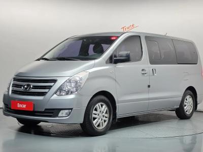2016 Hyundai Starex