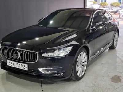 2019 Volvo S90