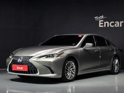 2022 Lexus ES