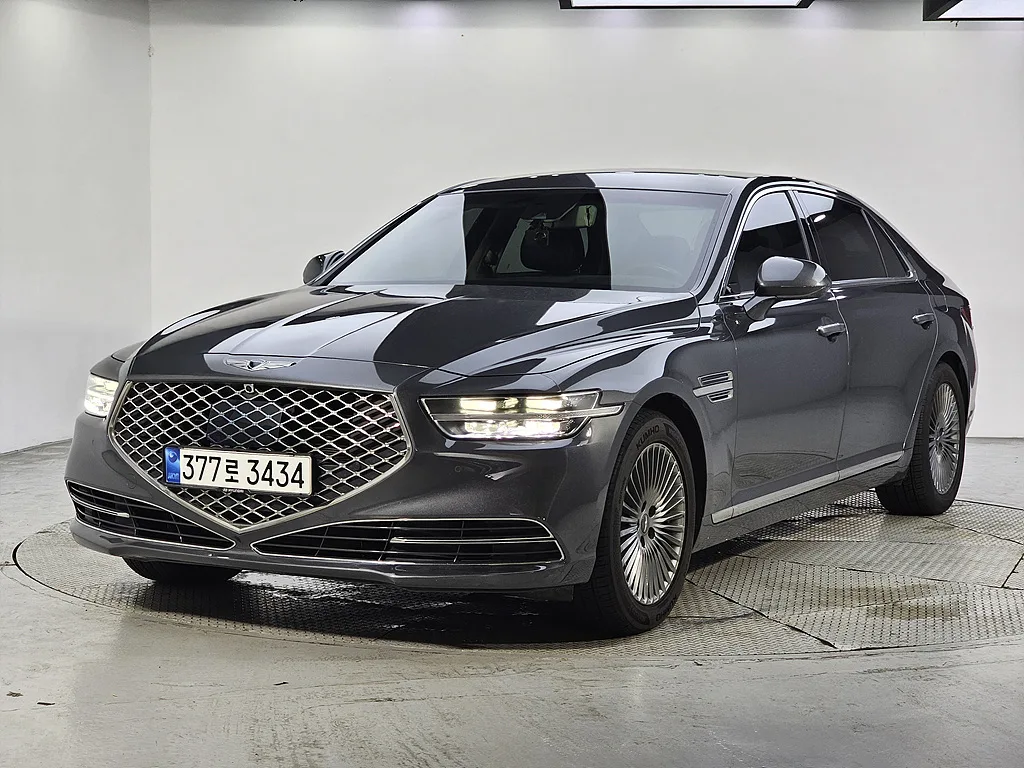 2019 Genesis G90