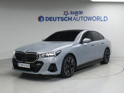 2024 BMW 5-Series
