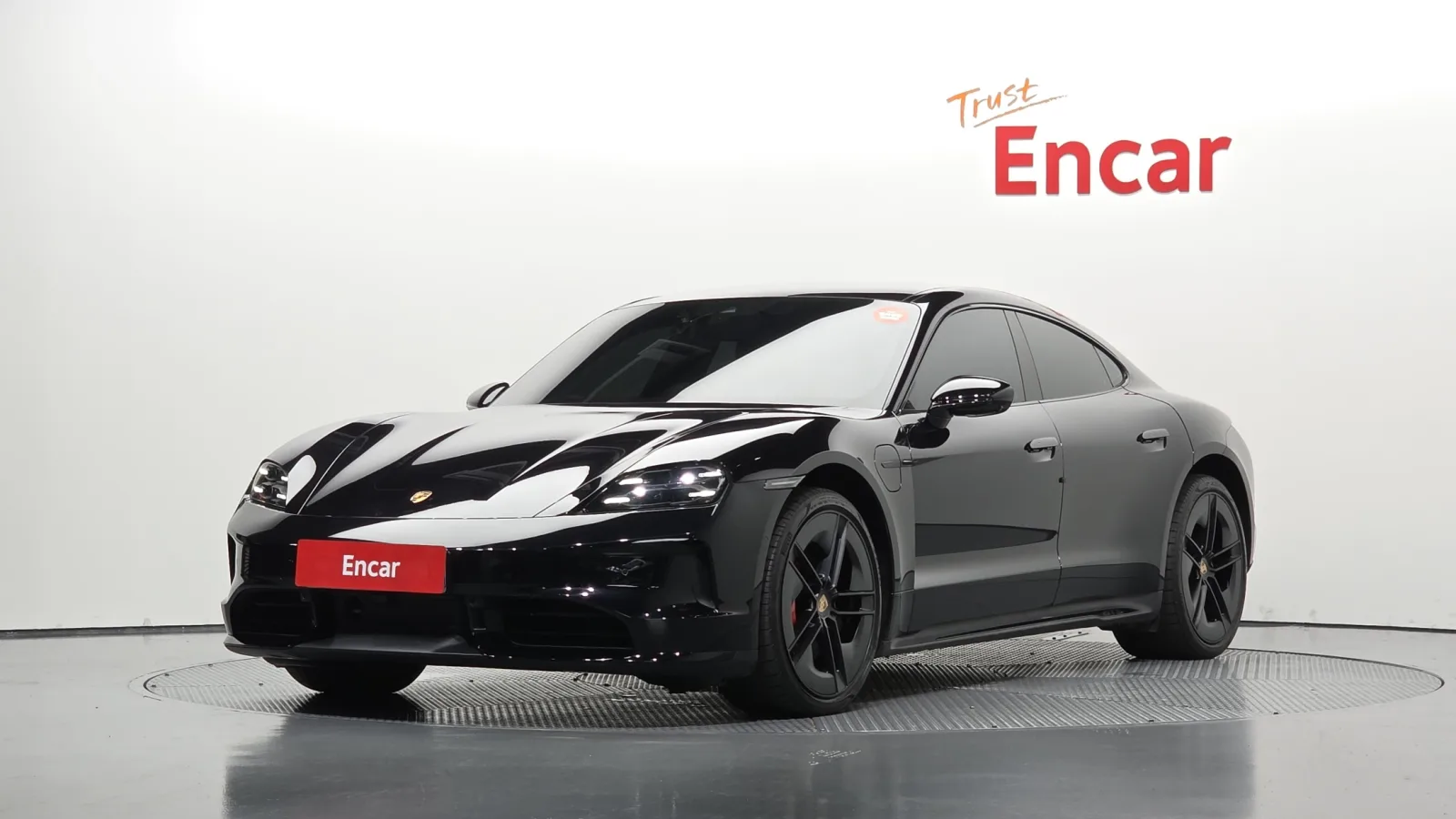 2025 Porsche Taycan