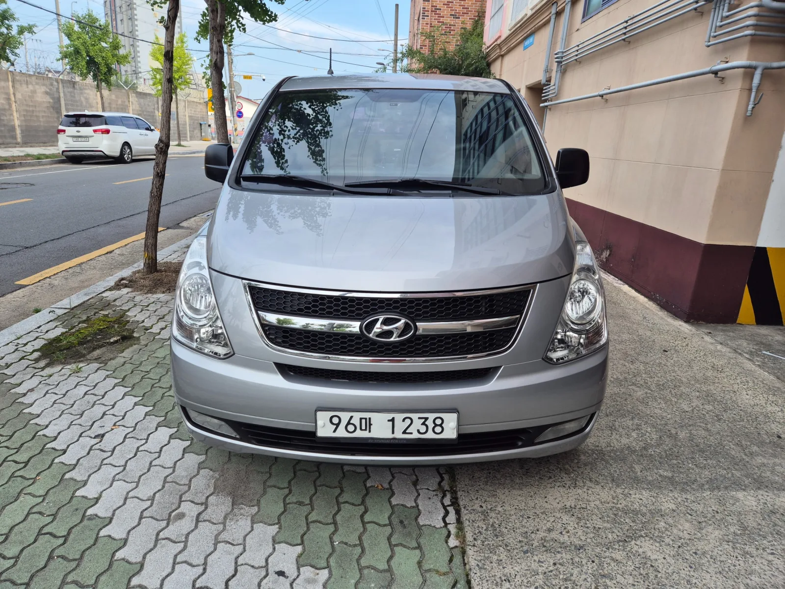 2014 Hyundai Starex