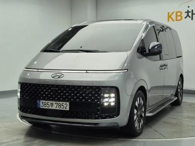 2024 Hyundai Staria