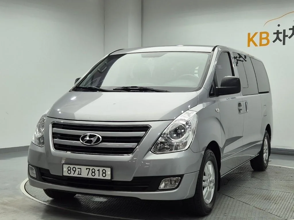 2017 Hyundai Starex