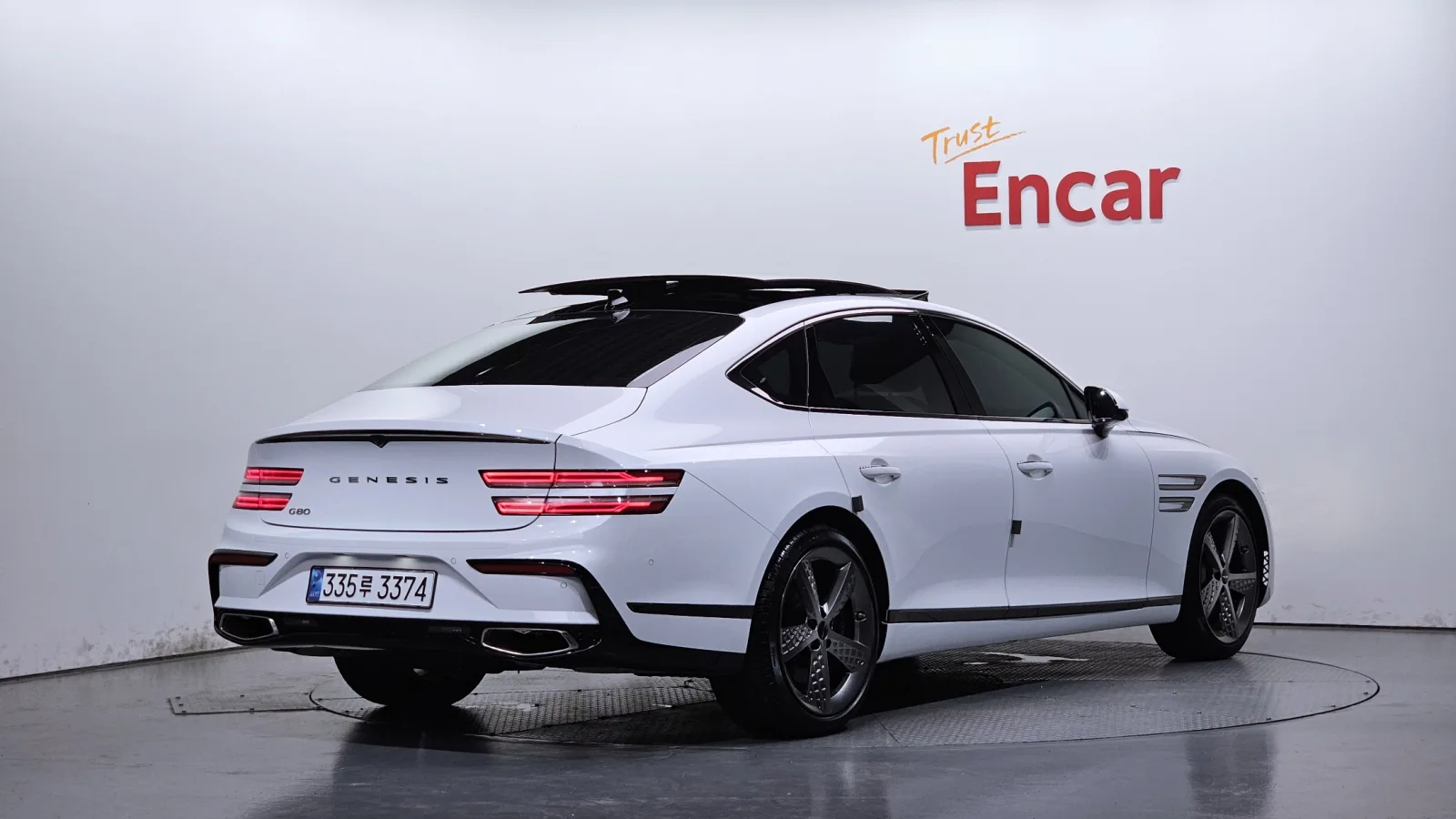 2025 Genesis G80