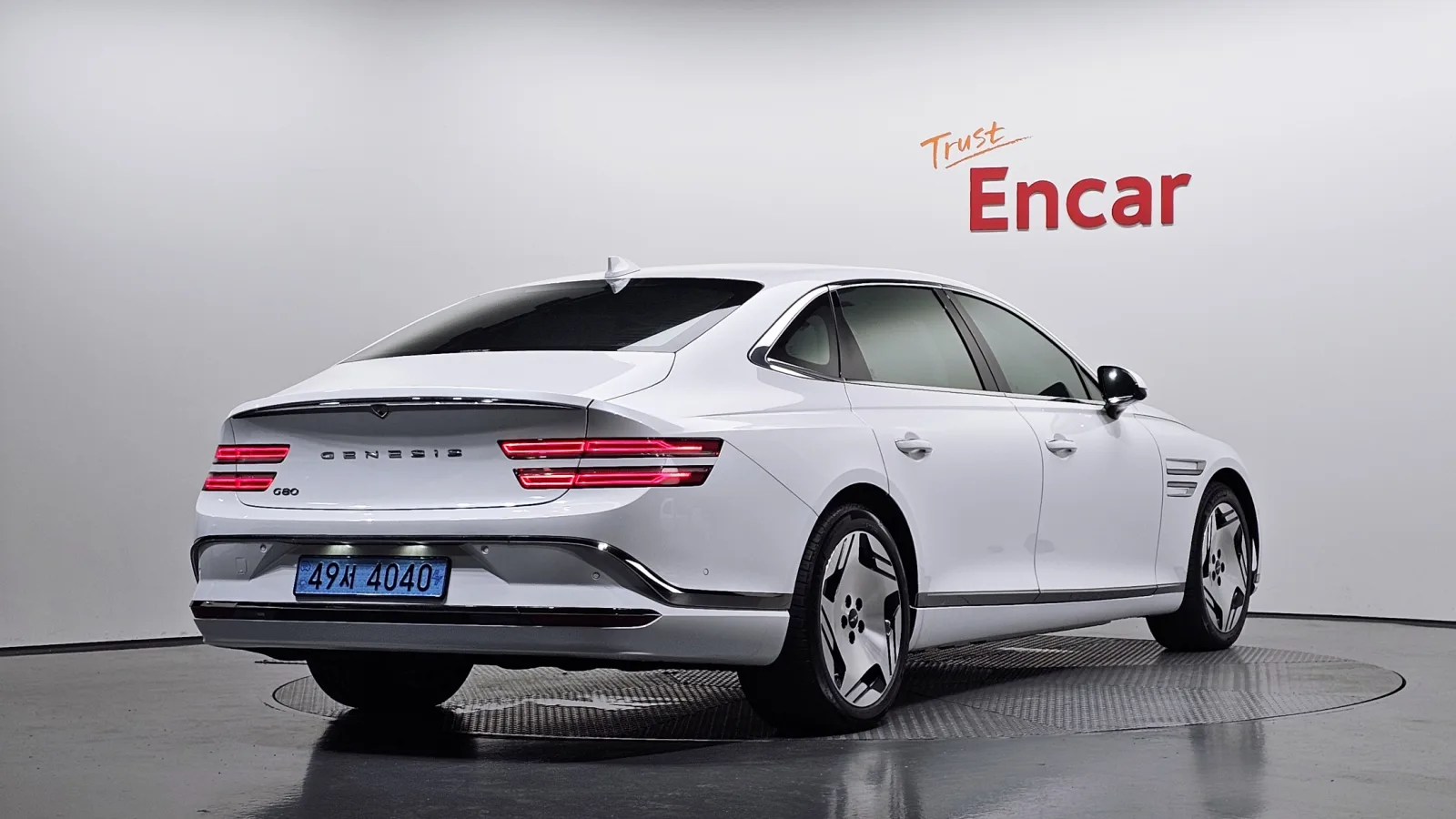 2025 Genesis G80