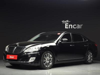 2012 Hyundai Equus