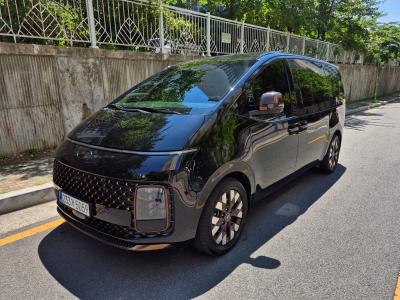 2024 Hyundai Staria