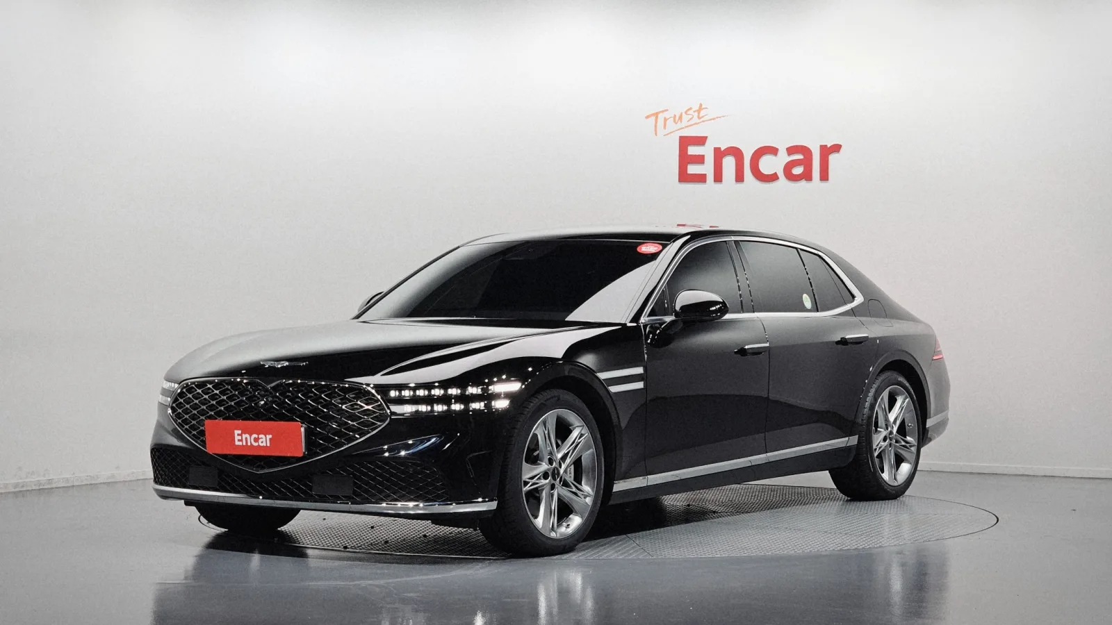 2023 Genesis G90