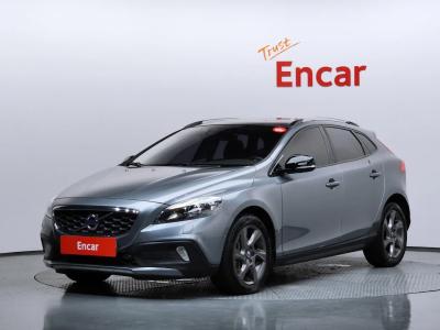 2016 Volvo V40