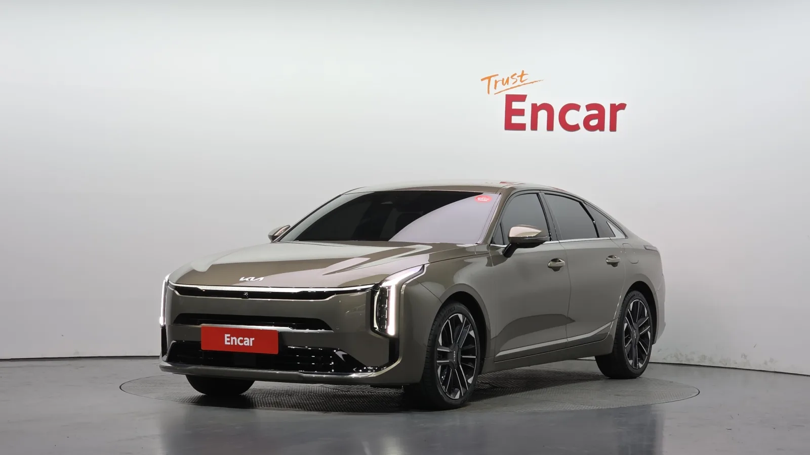 2025 Kia K8