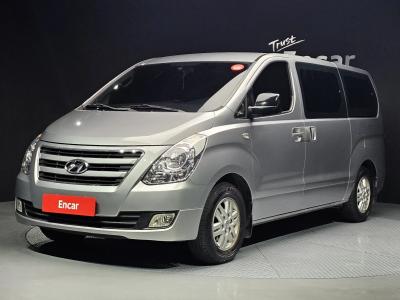 2016 Hyundai Starex