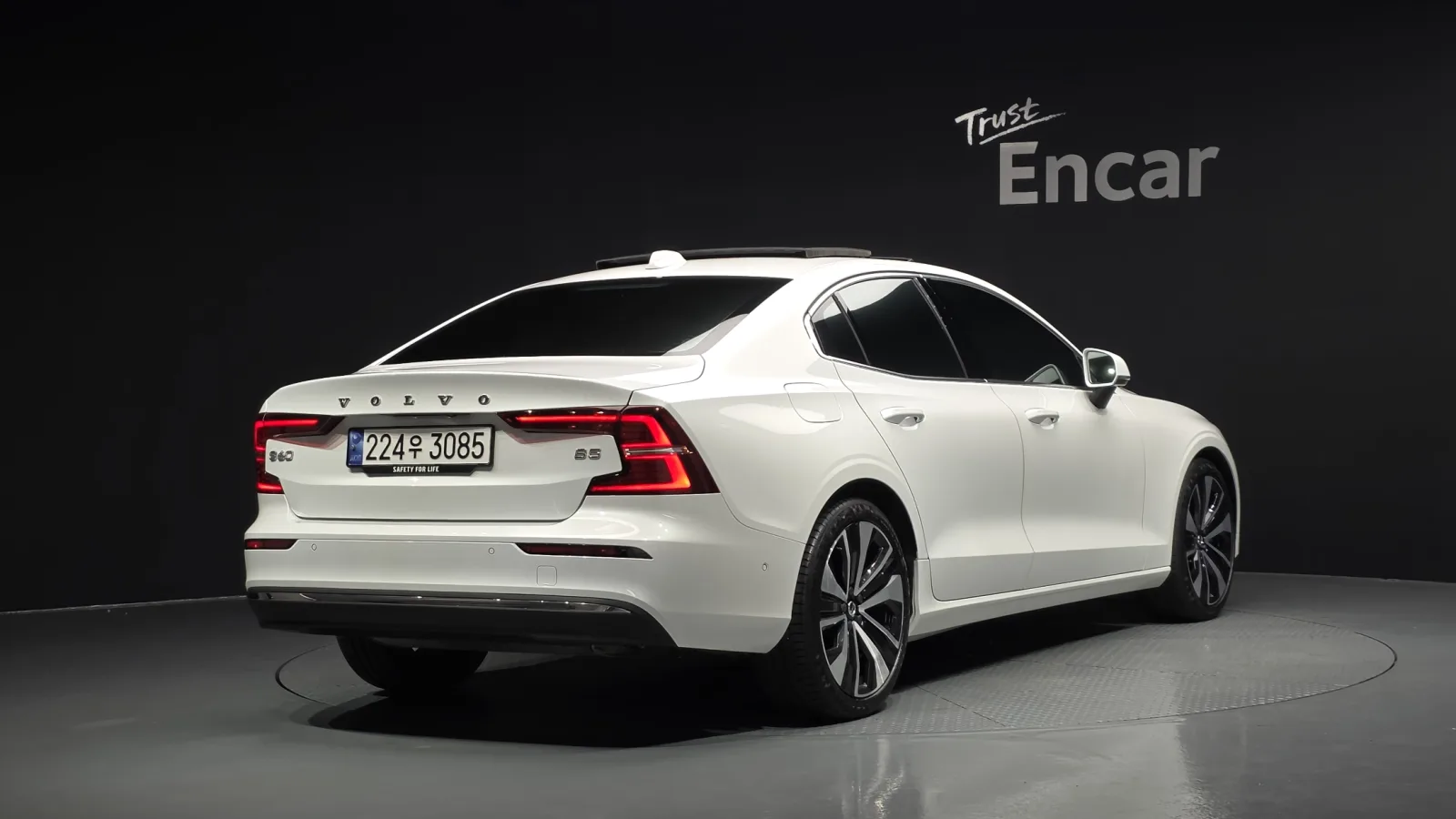 2024 Volvo S60