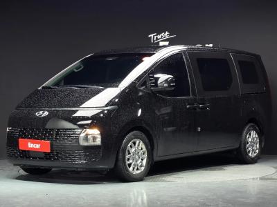 2022 Hyundai Staria