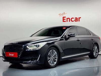 2018 Genesis EQ900
