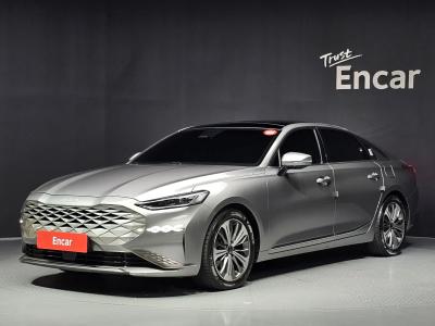 2022 Kia K8