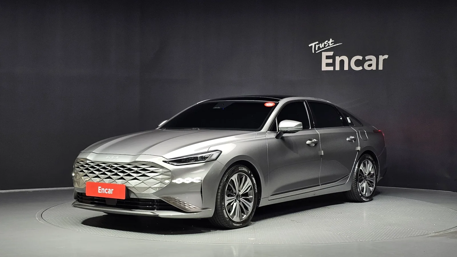 2022 Kia K8