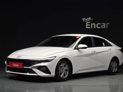 هيونداي إلانترا 2025