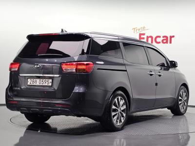 2016 Kia Carnival