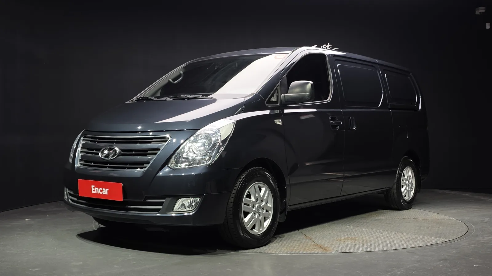 2018 Hyundai Starex