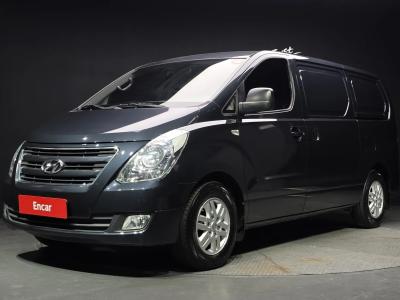 2018 Hyundai Starex