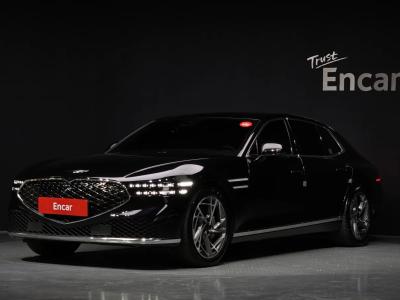 2022 Genesis G90