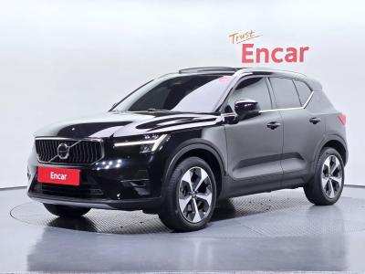 2023 Volvo XC40