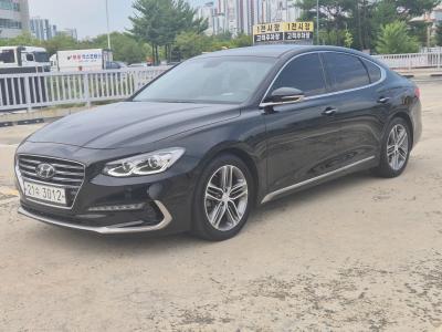 2018 Hyundai Grandeur