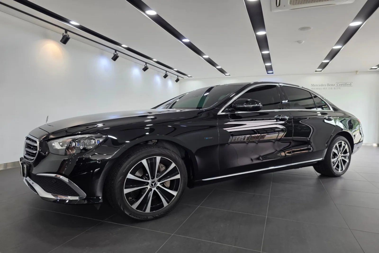 2021 Mercedes-Benz E-Class