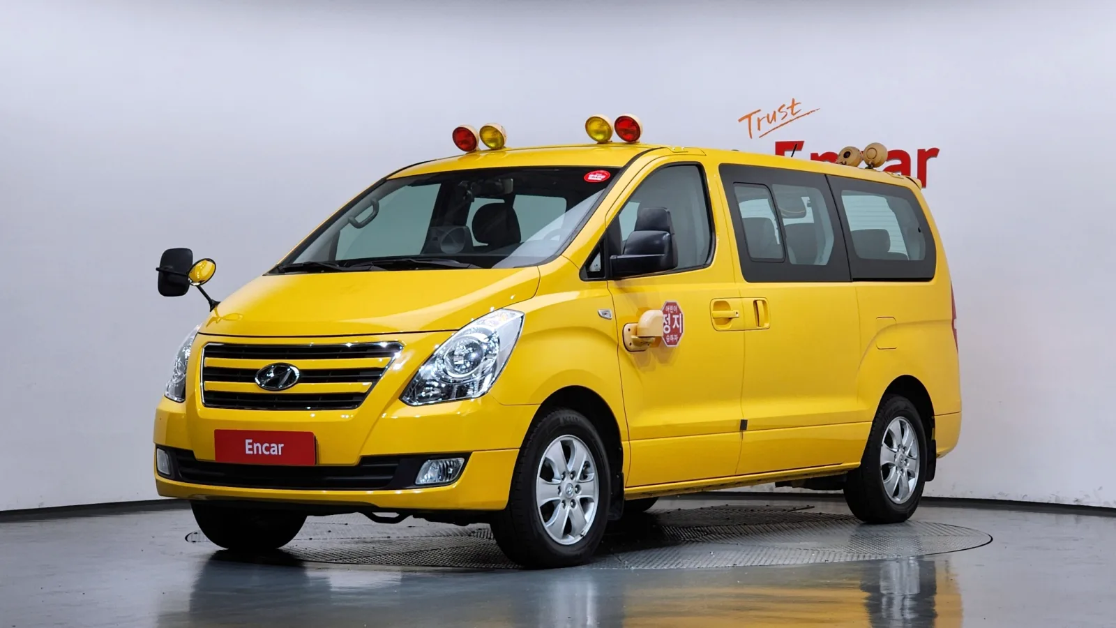 2018 Hyundai Starex