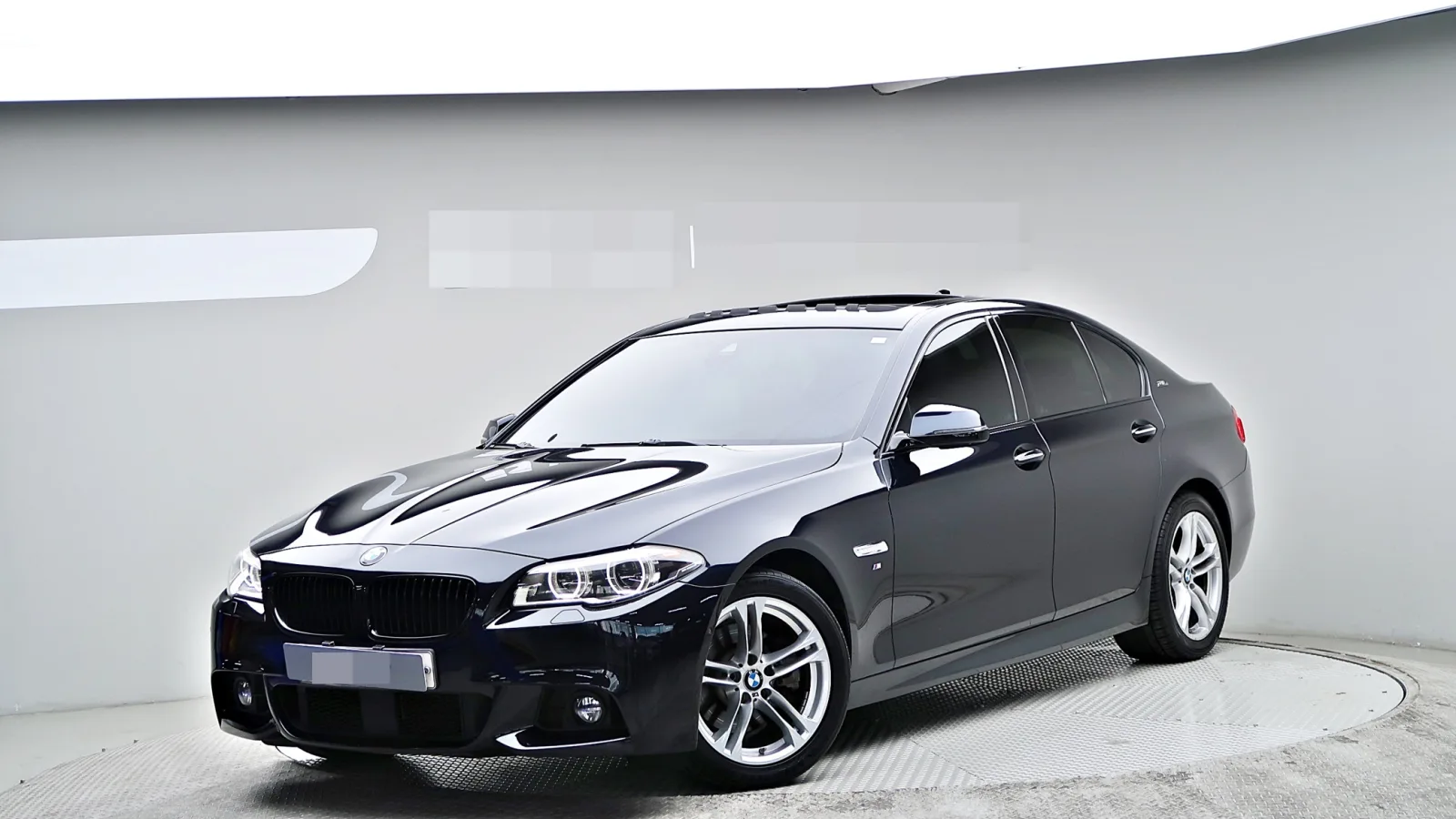 2016 BMW 5-Series