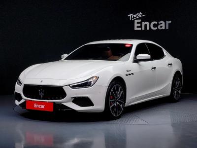 2022 Maserati Ghibli