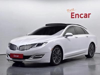2016 Lincoln MKZ
