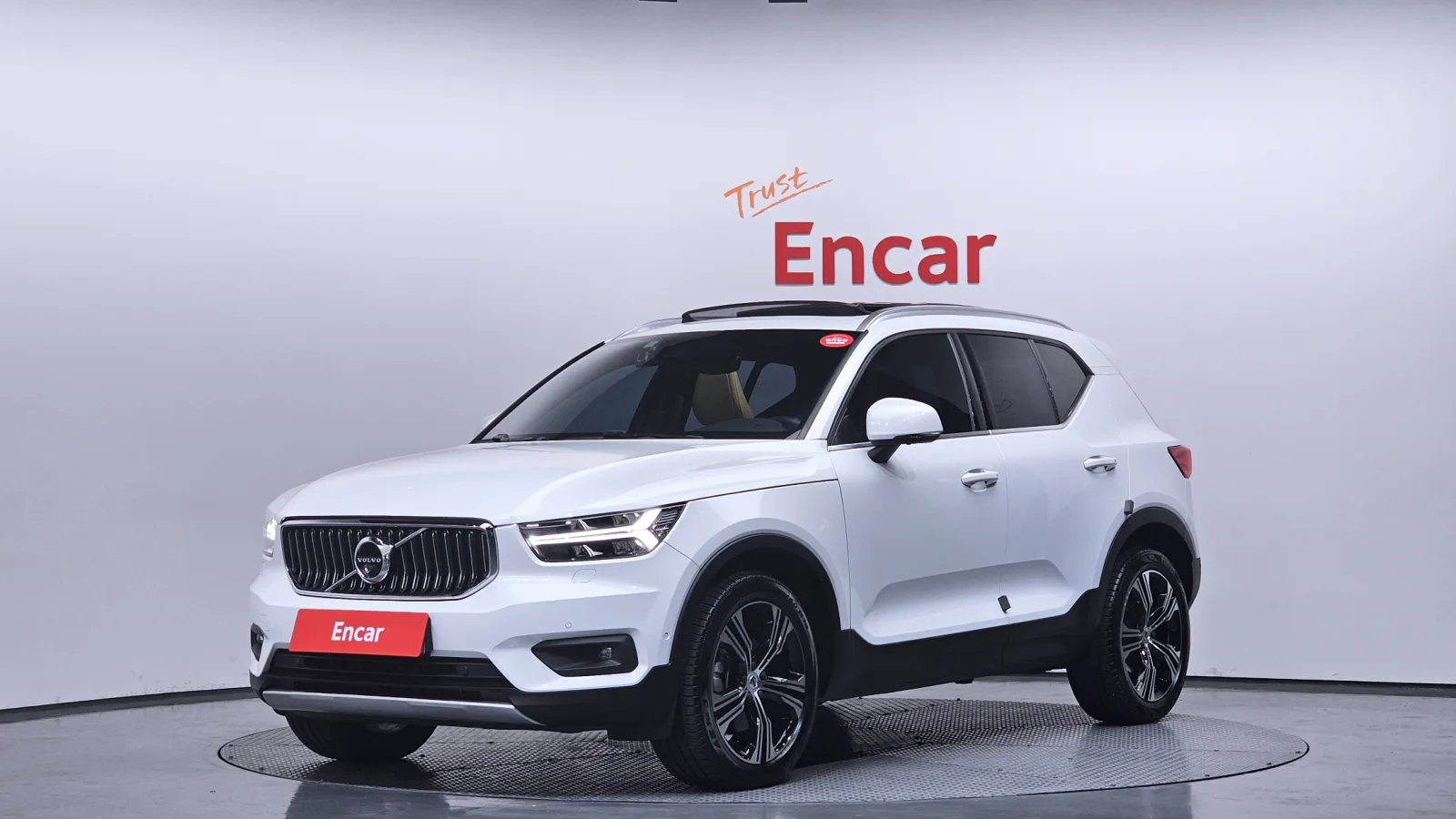2021 Volvo XC40