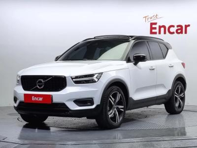 2021 Volvo XC40