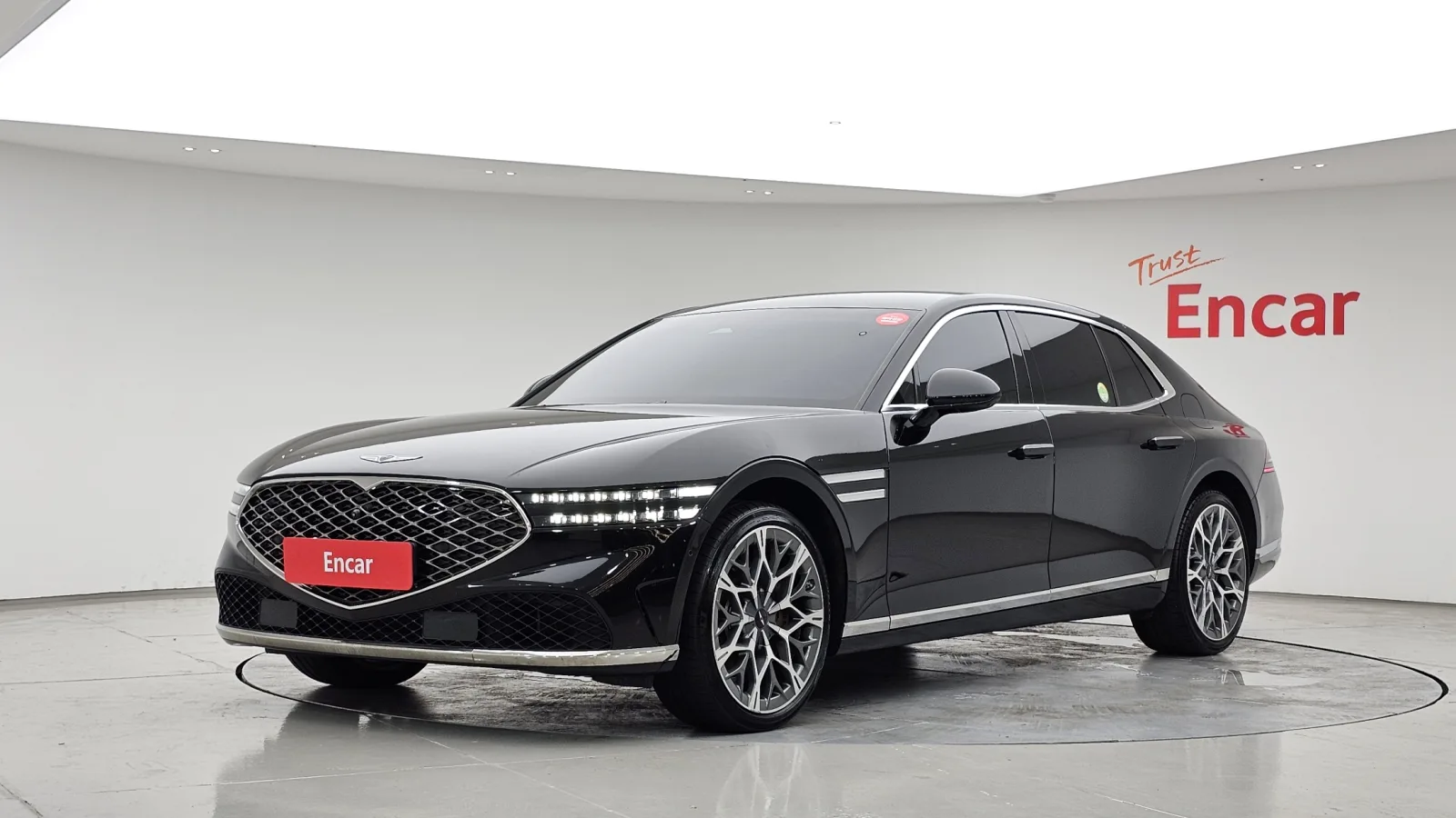 2023 Genesis G90