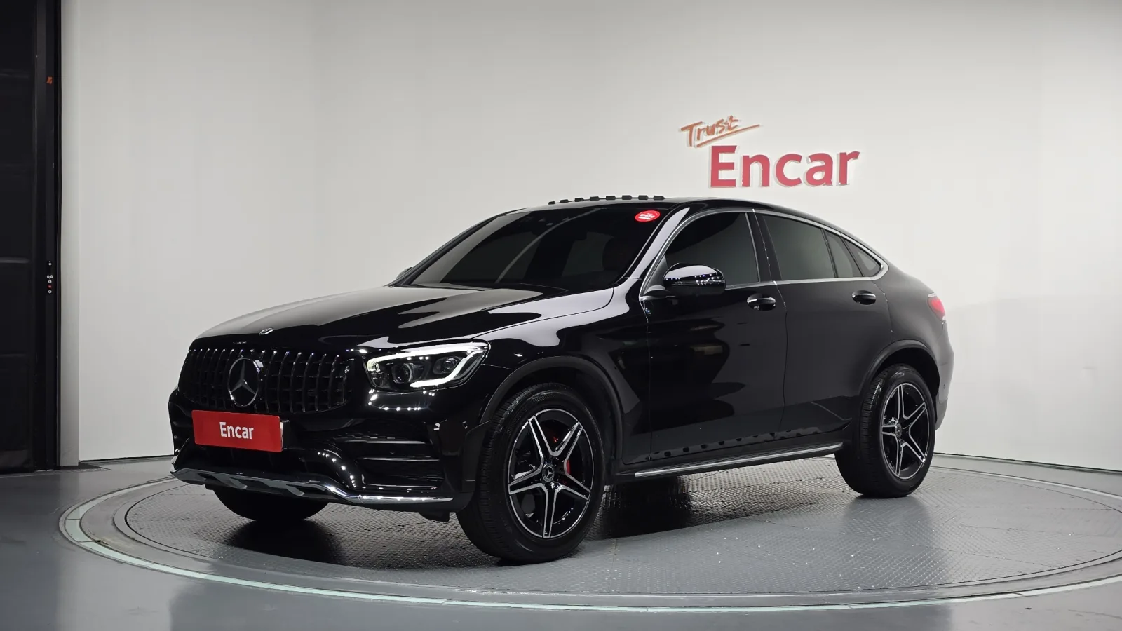2023 Mercedes-Benz GLC-Class