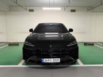 2026 Lamborghini Urus