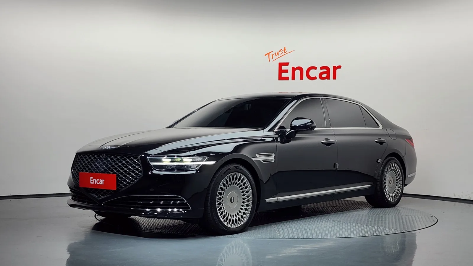 2020 Genesis G90