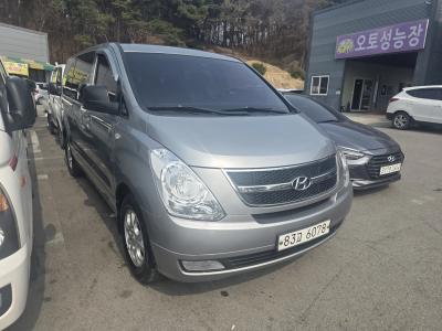 2015 Hyundai Starex