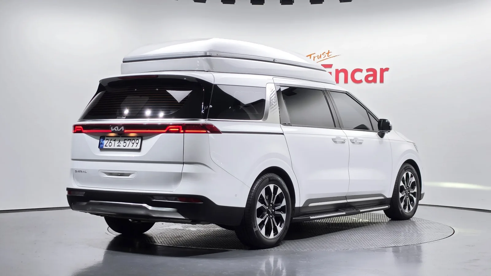 2023 Kia Carnival