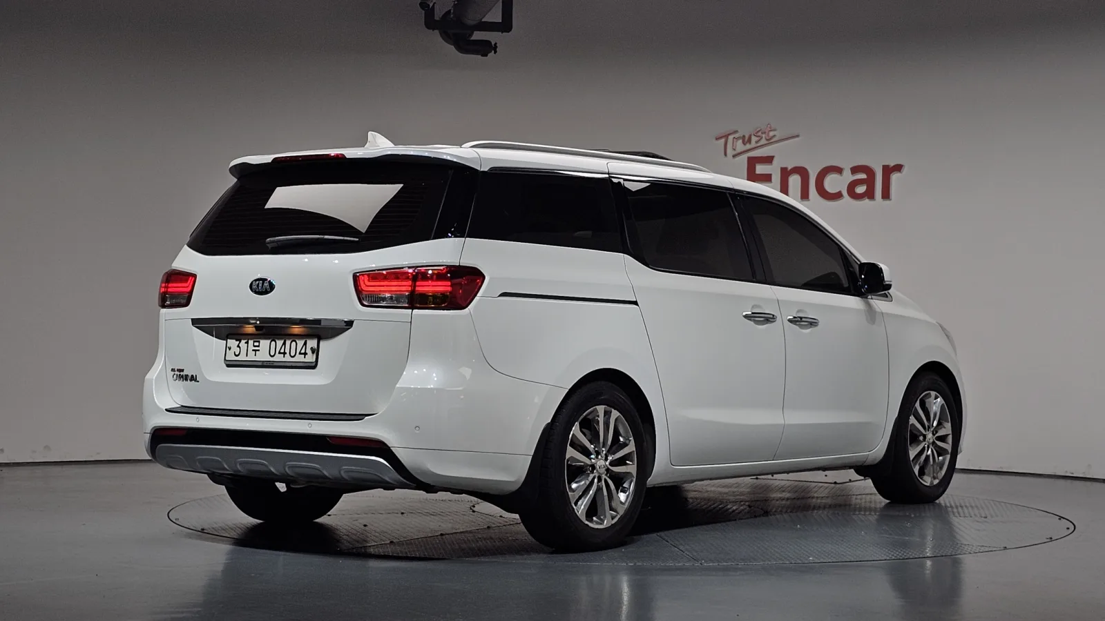 2016 Kia Carnival