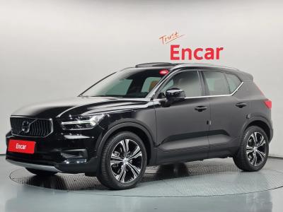 2021 Volvo XC40