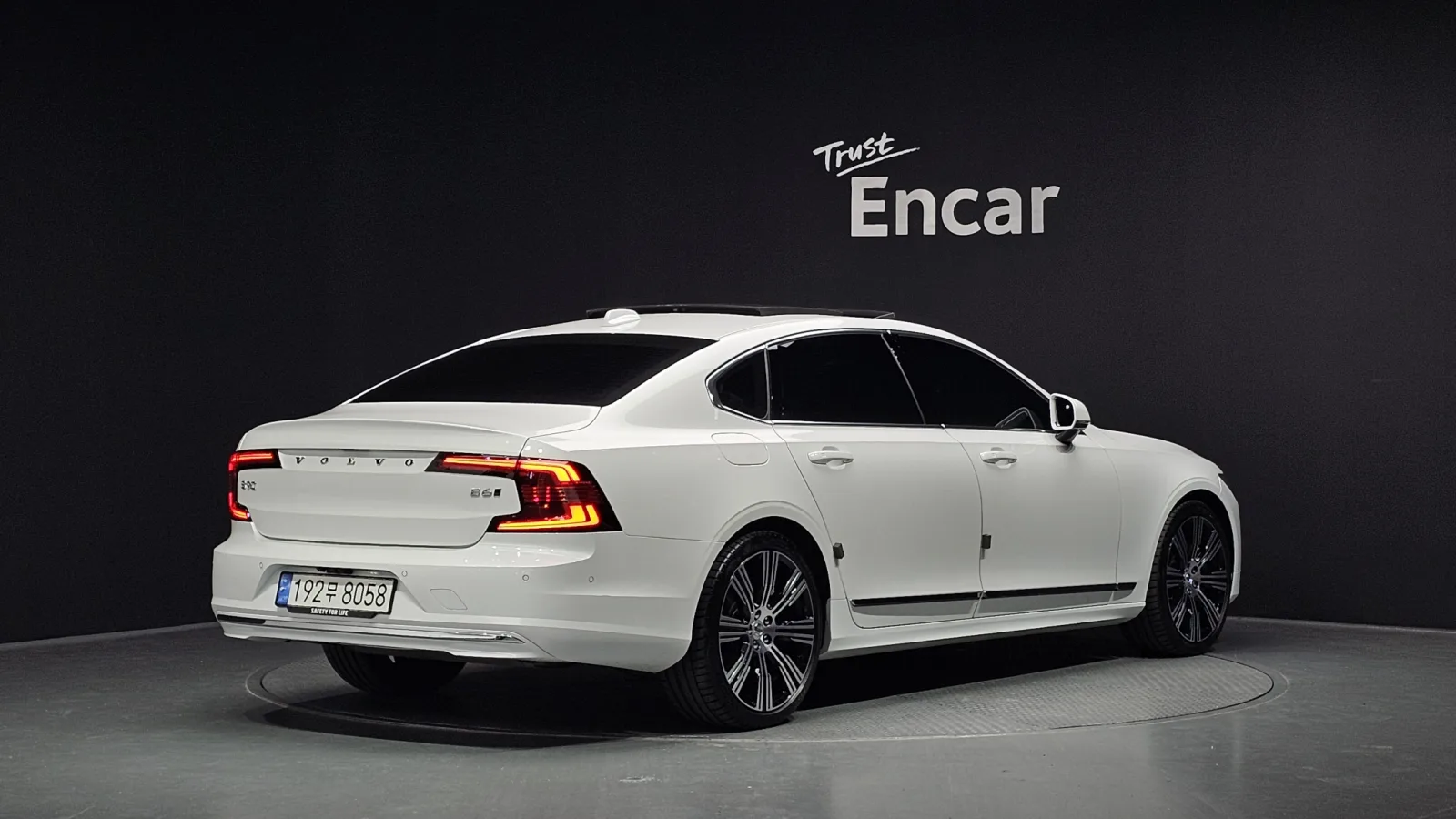 2024 Volvo S90